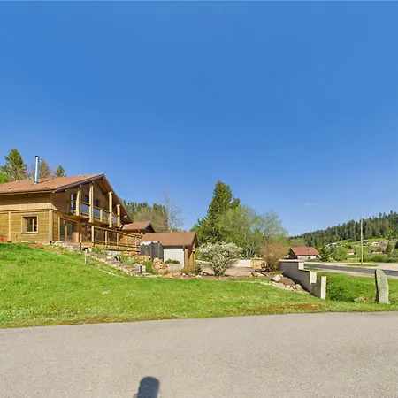 Metcy 12 Pers, Jacuzzi, 8km Gerardmer בקתה