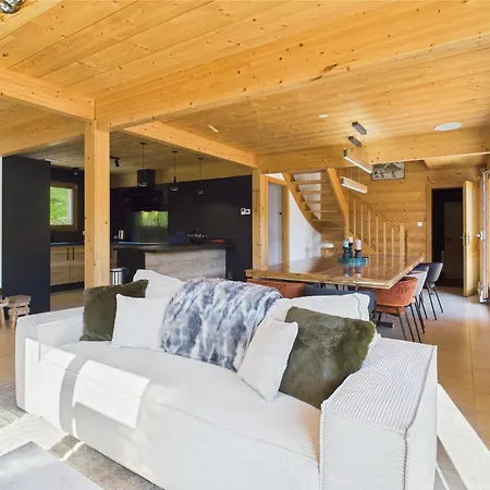 Metcy 12 Pers, Jacuzzi, 8km Gerardmer בקתה Ban-sur-Meurthe-Clefcy